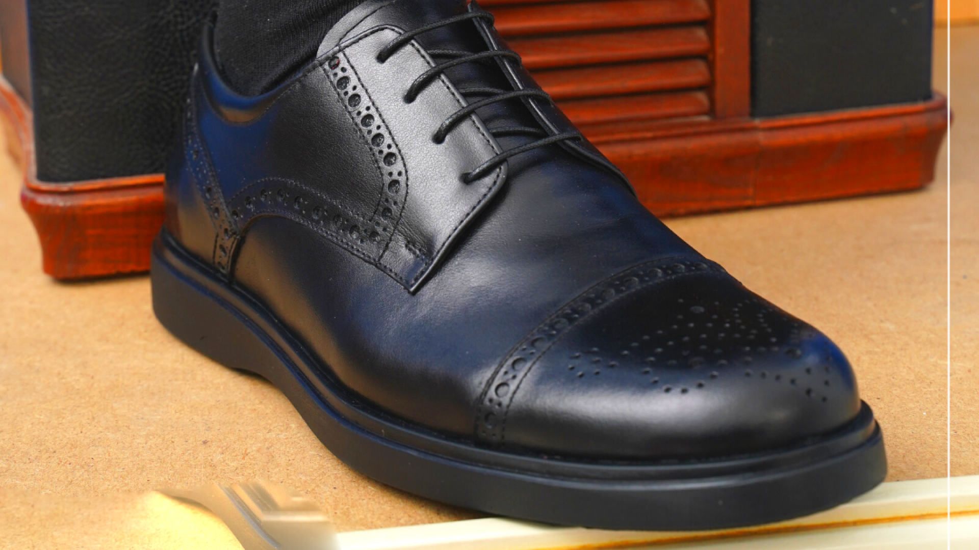 AZAR SHOES