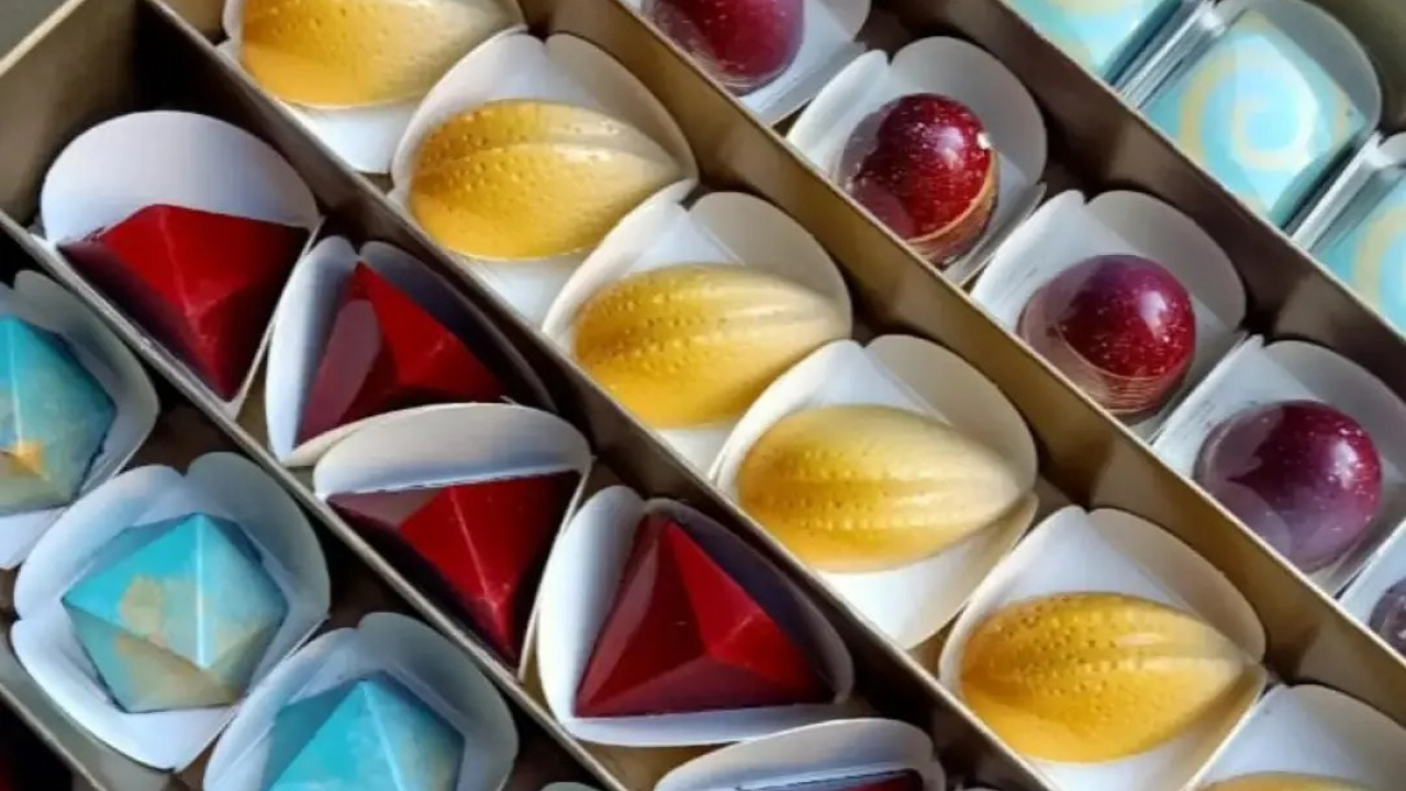 COSMOS PASTRY 