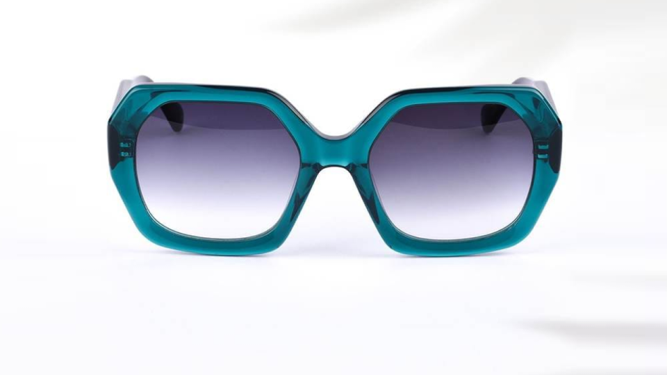 OPTIMIST EYEWEAR STORE