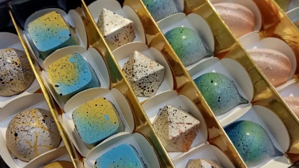COSMOS PASTRY 